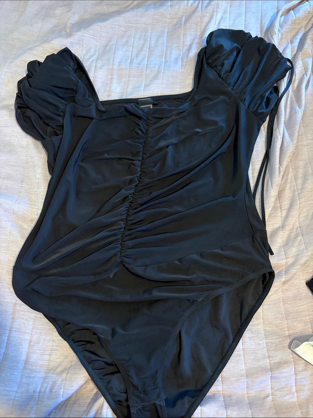 Libian Black Ruched Puff-Sleeve Bodysuit